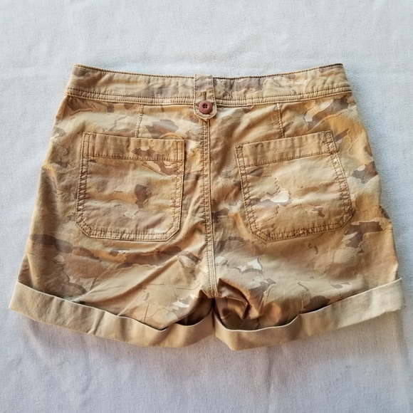 Anthropologie and Sanctuary Camo Shorts - Picture 7 of 9